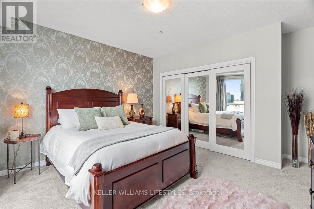 #1902 330 RIDOUT STREET N - 27