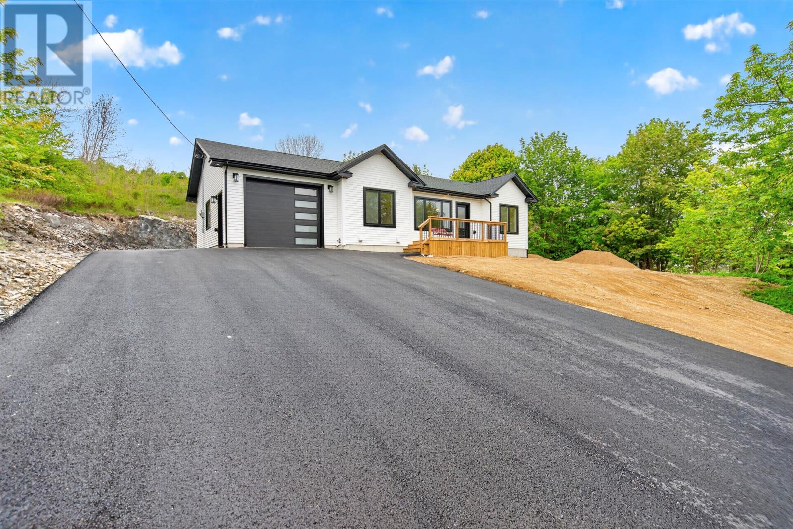 137 Main Road thumbnail 12