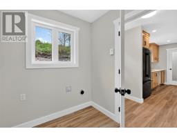137 Main Road thumbnail 18