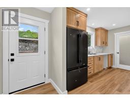 137 Main Road thumbnail 19