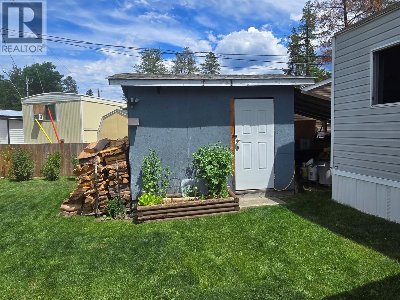 #12 500 16TH Avenue - 24