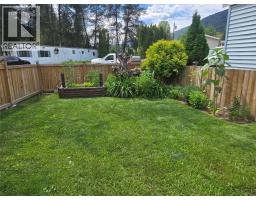 500 16th Avenue Unit# 12, Genelle, BC V0G1G0 Photo 7