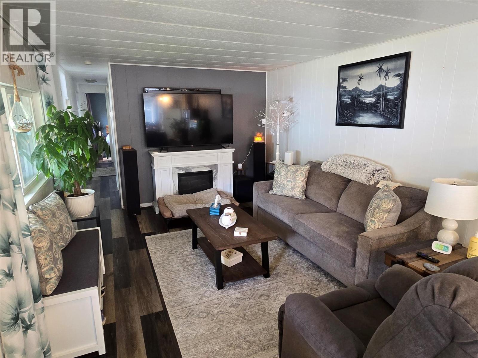 #12 500 16TH Avenue - 13