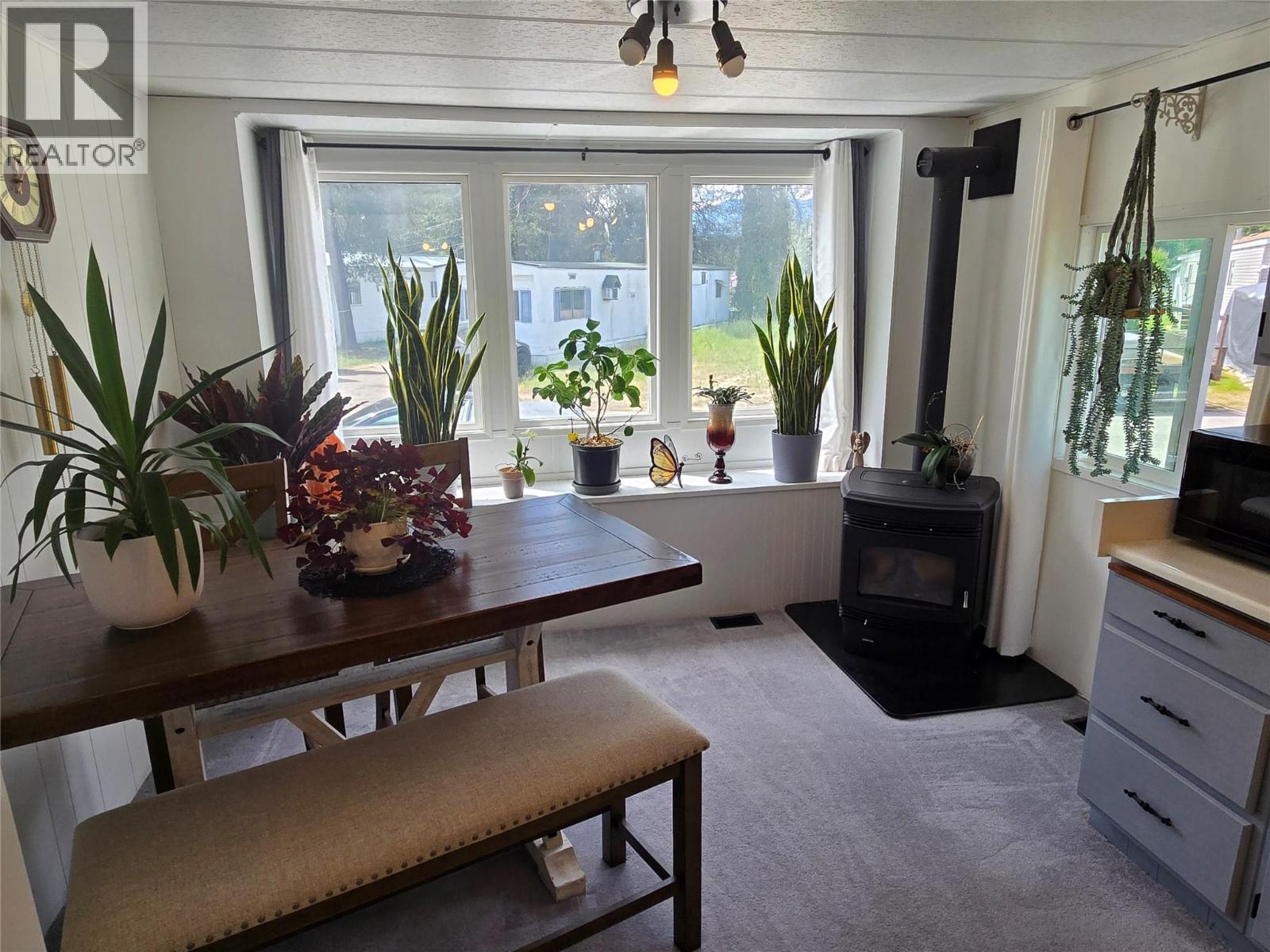 #12 500 16TH Avenue - 17