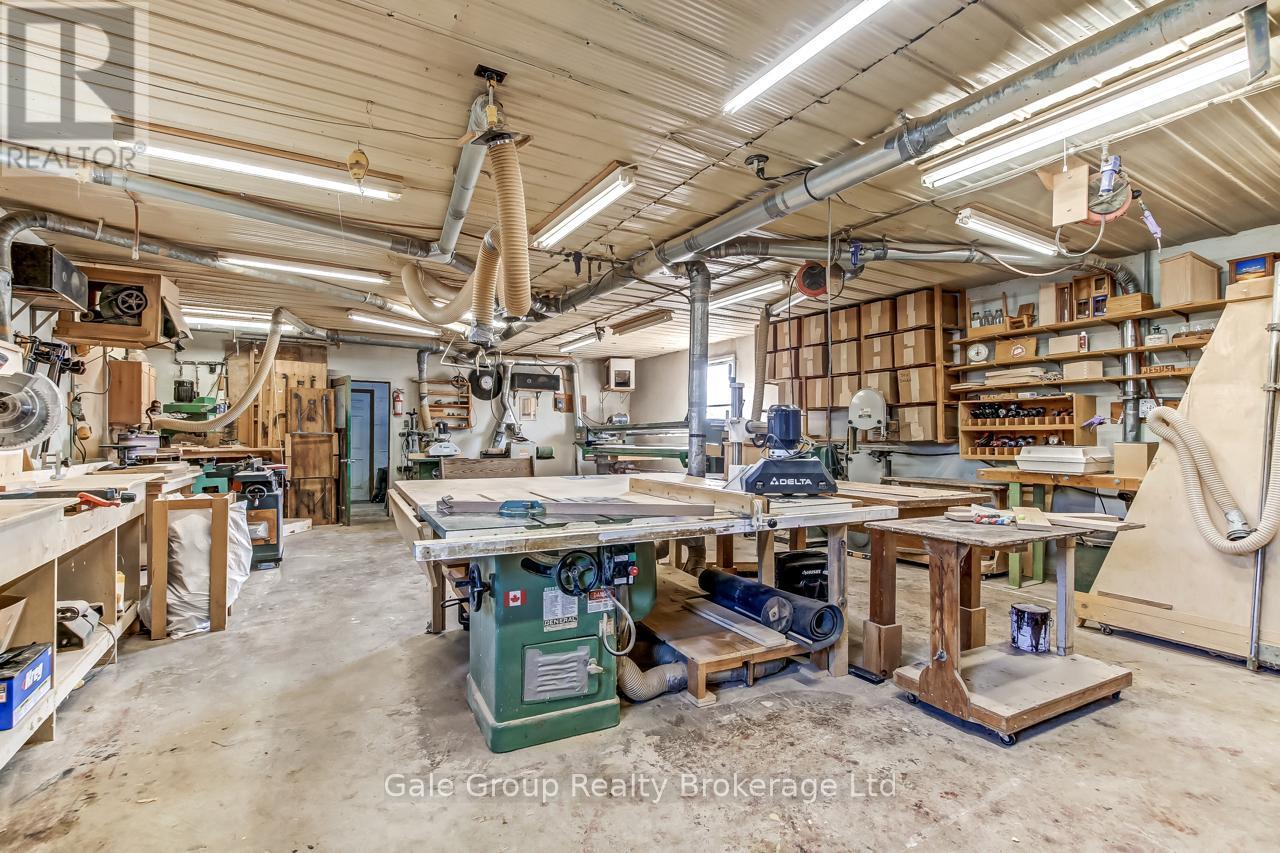 1410 DUNDAS STREET - 16
