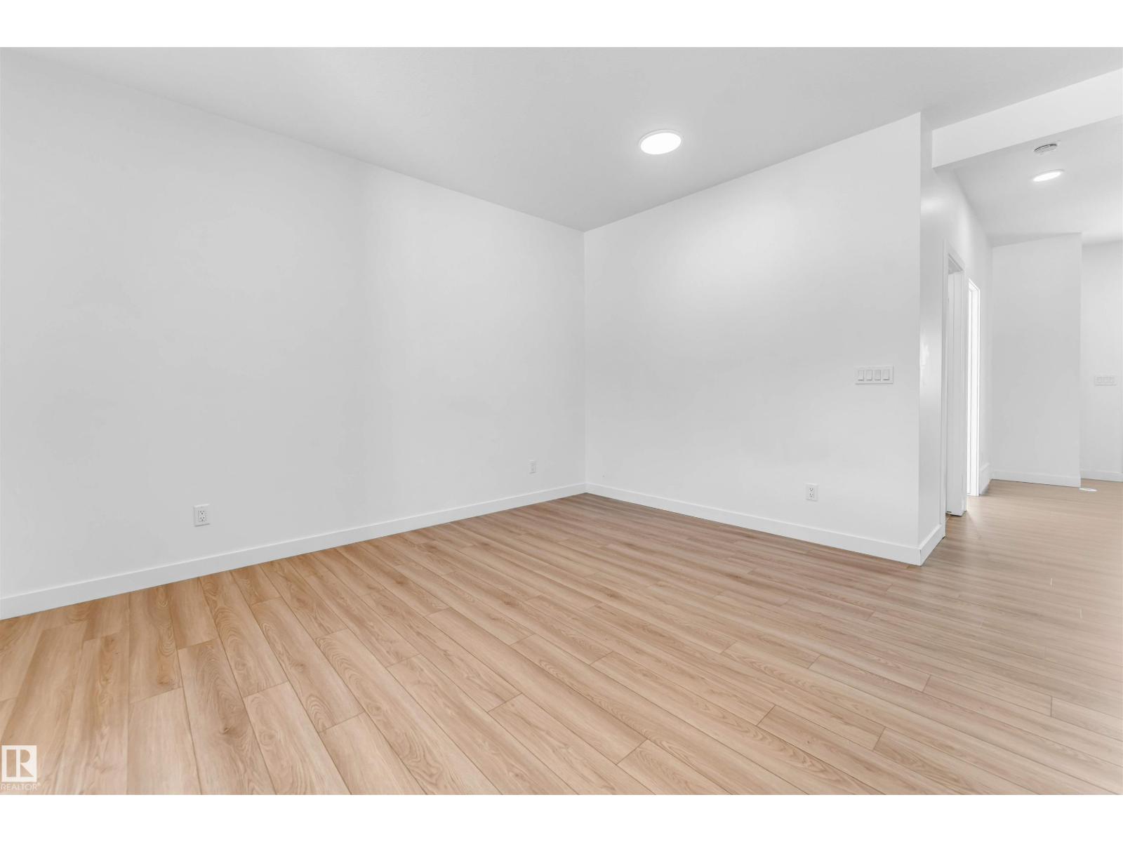 1208 14 AVE NW NW - 17