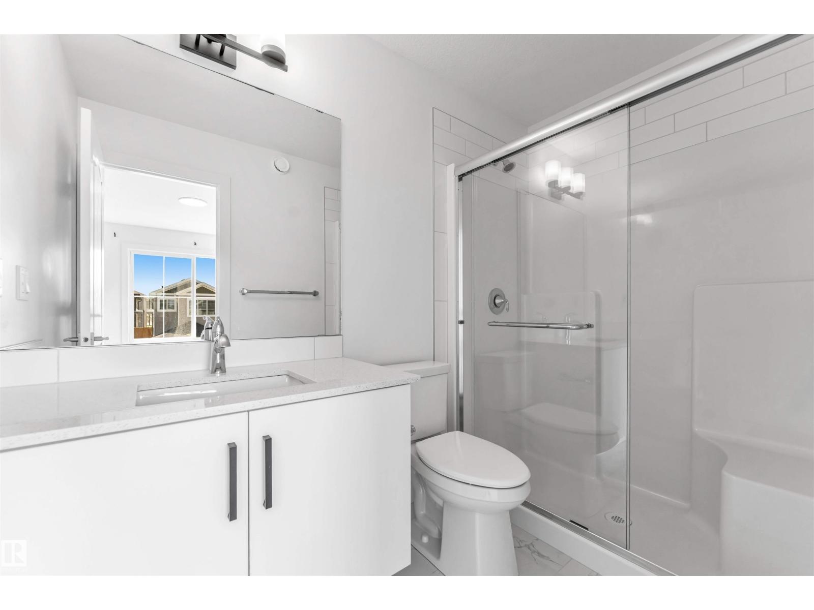 1208 14 AVE NW NW - 33