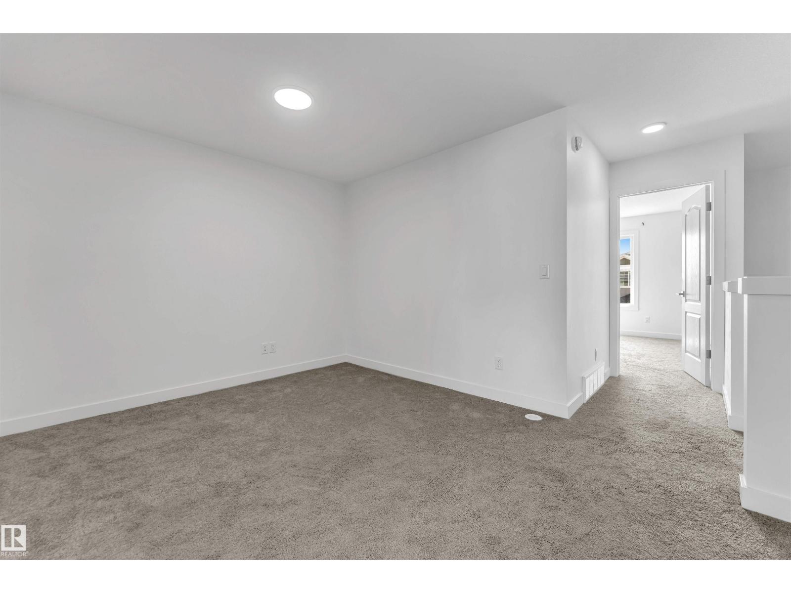 1208 14 AVE NW NW - 37