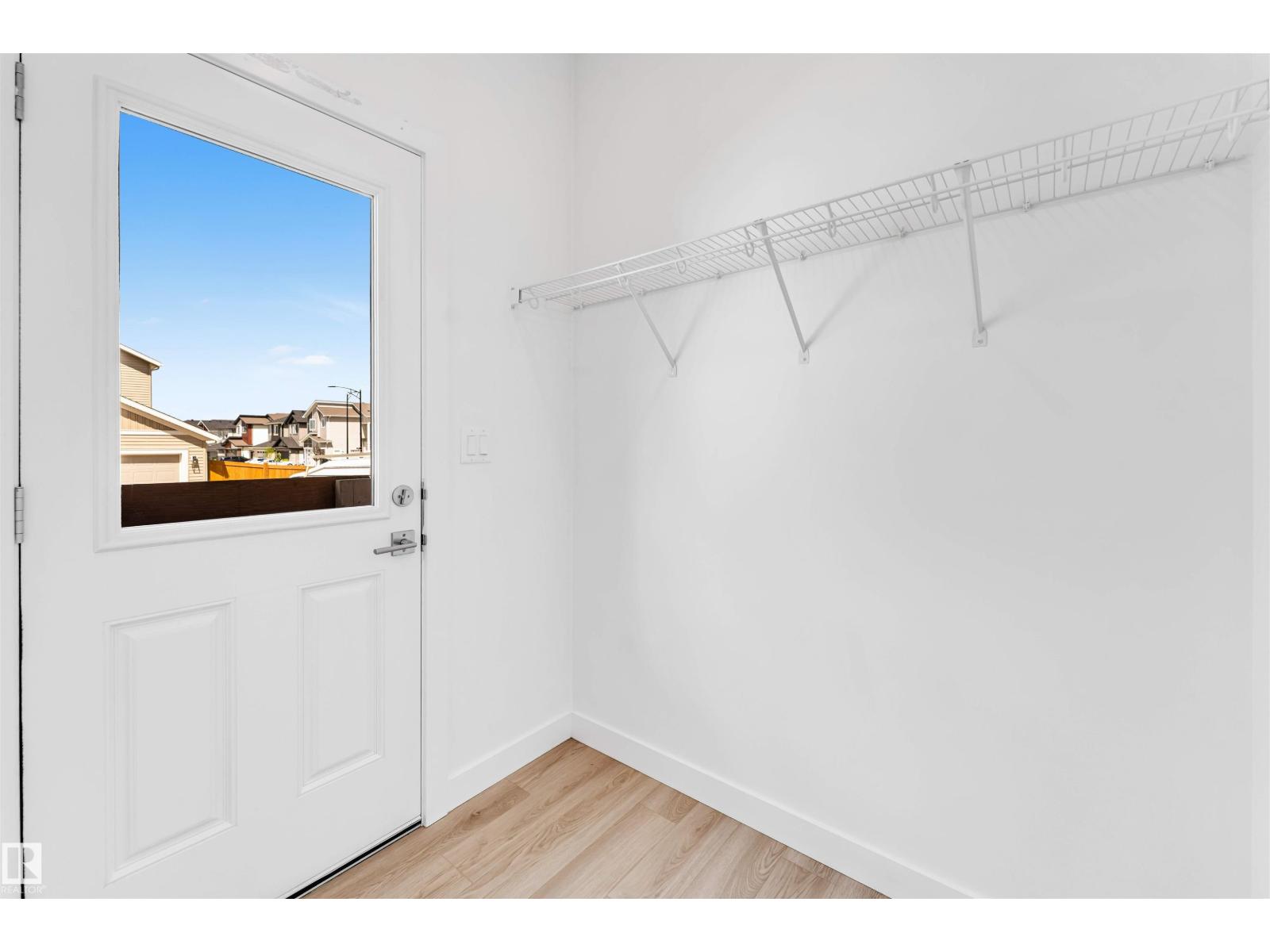 1208 14 AVE NW NW - 41