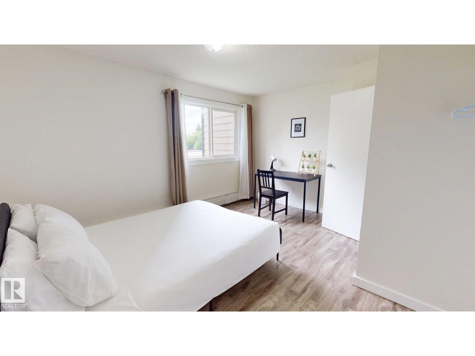 #207 11224 116 ST NW - 10