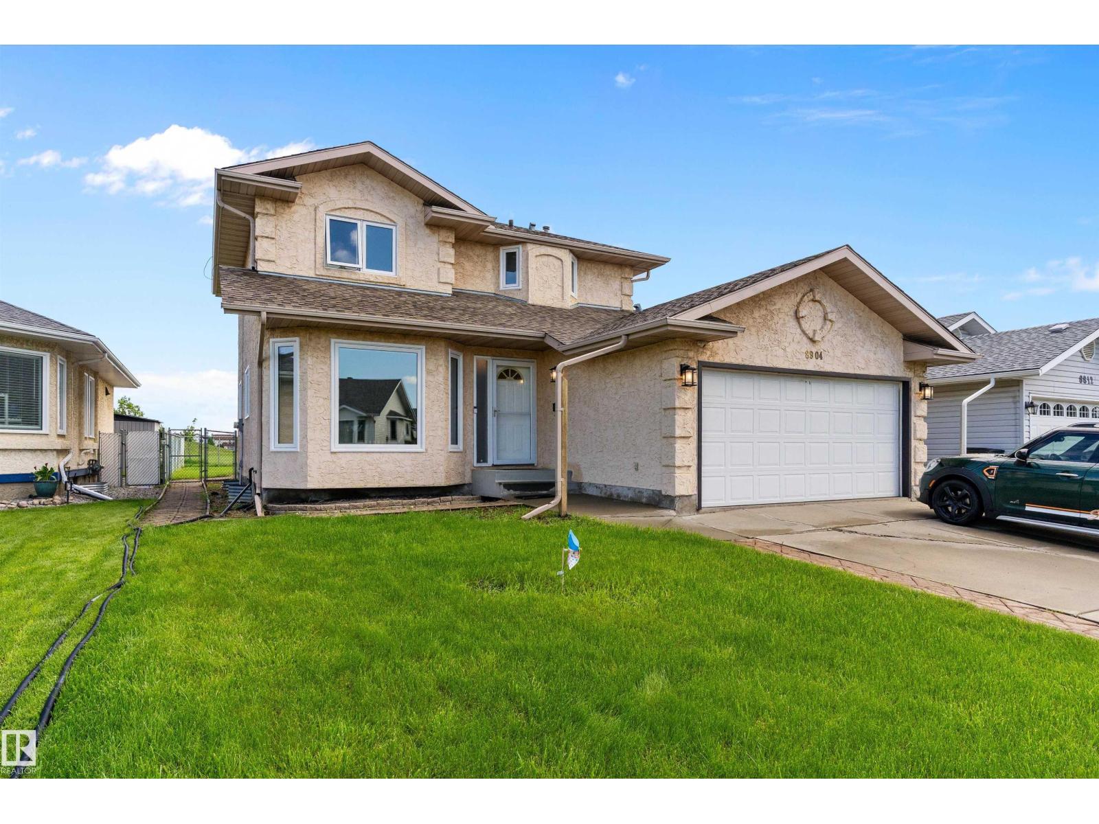 8904 170A AV NW - 1