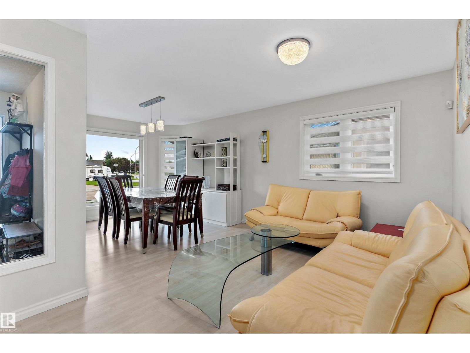 8904 170A AV NW - 2