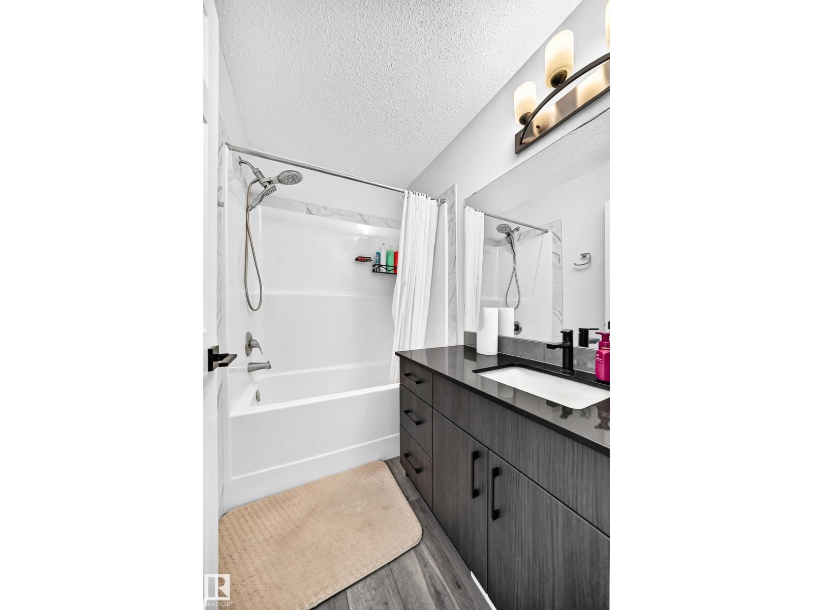 #28 1530 TAMARACK BV NW - 24