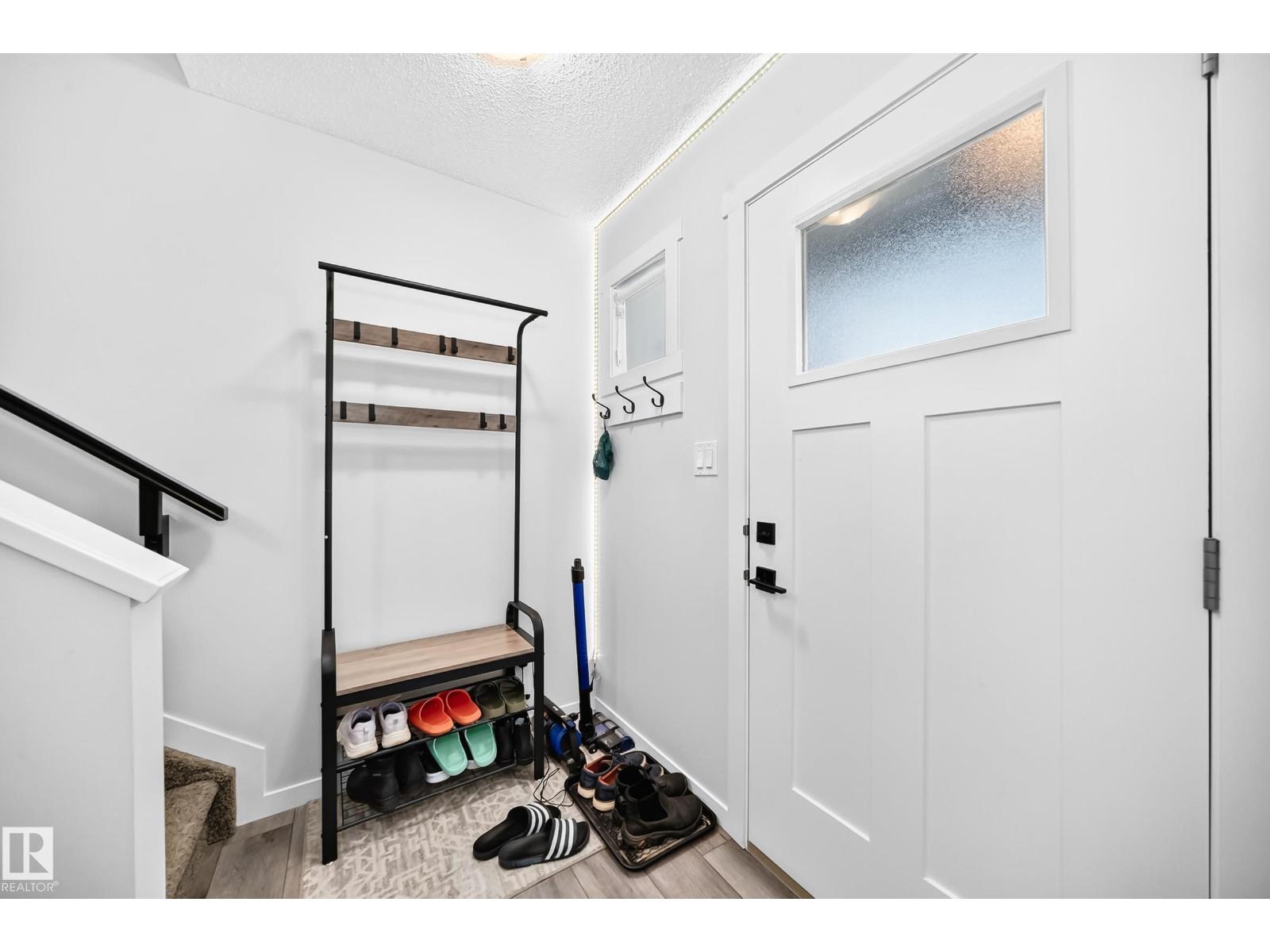 #28 1530 TAMARACK BV NW - 31