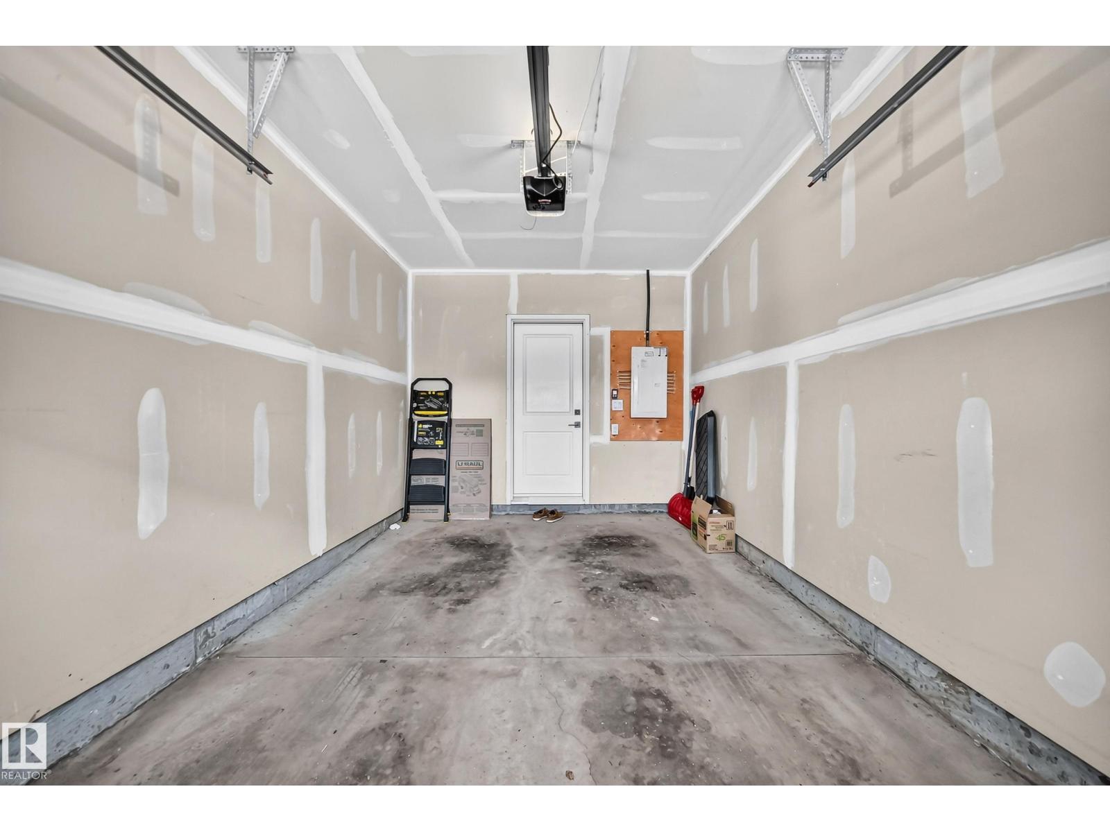 #28 1530 TAMARACK BV NW - 45