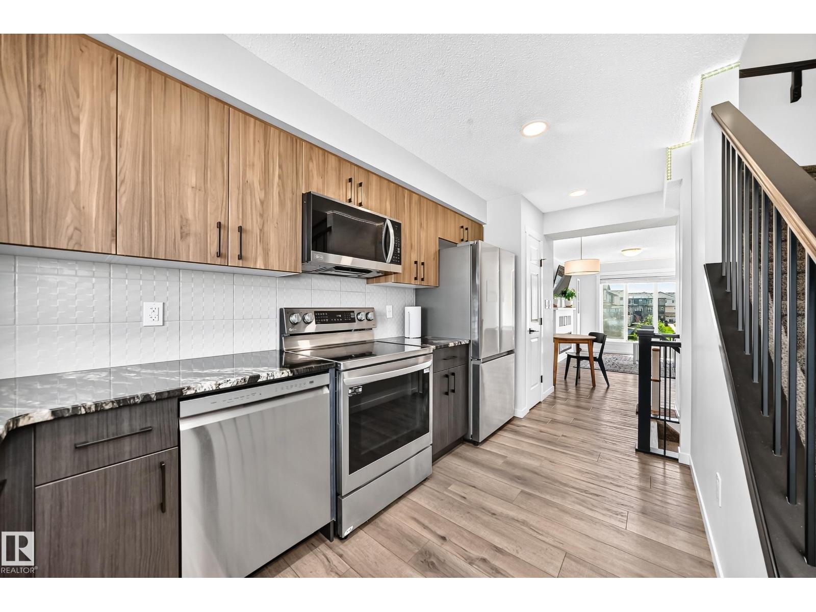 #28 1530 TAMARACK BV NW - 6
