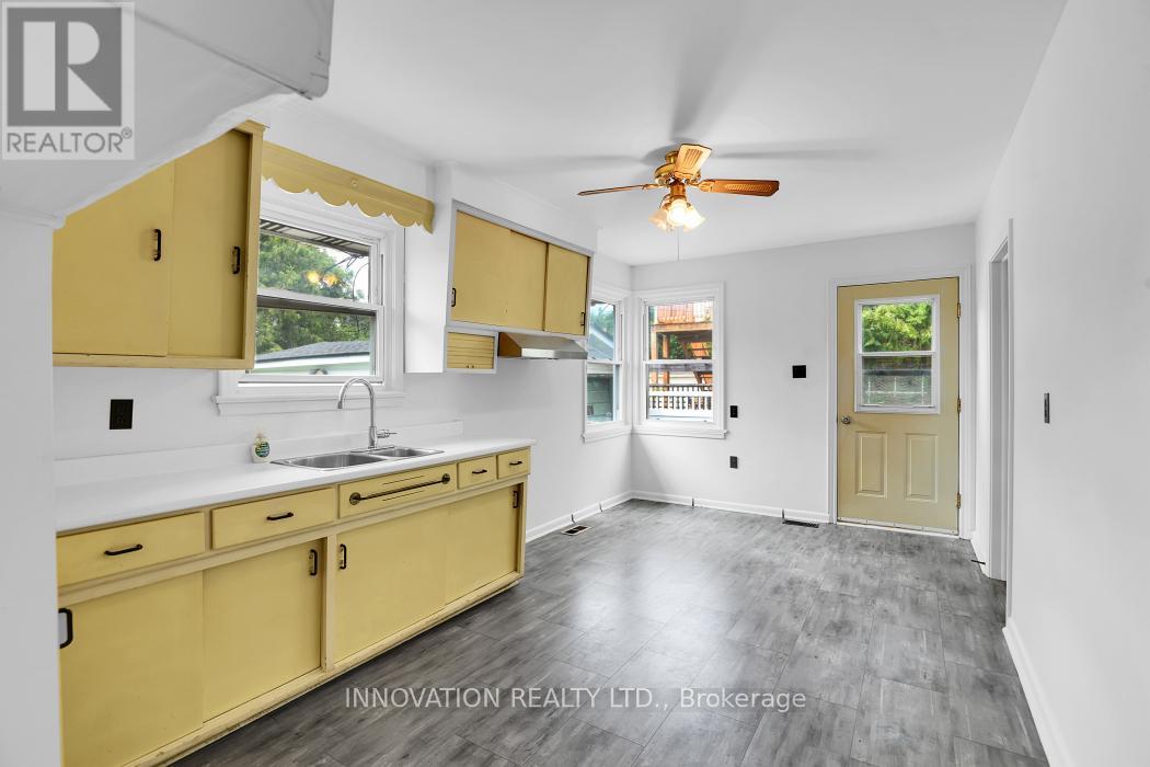 1956 OTHELLO AVENUE - 13