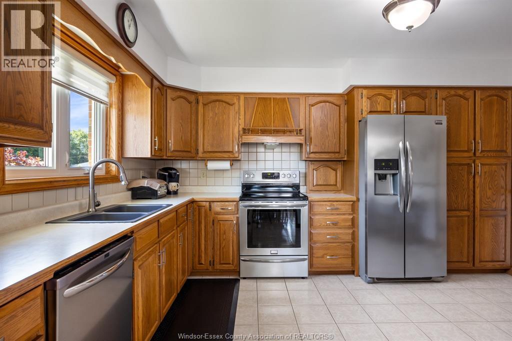 1545 WILLOW DRIVE - 9