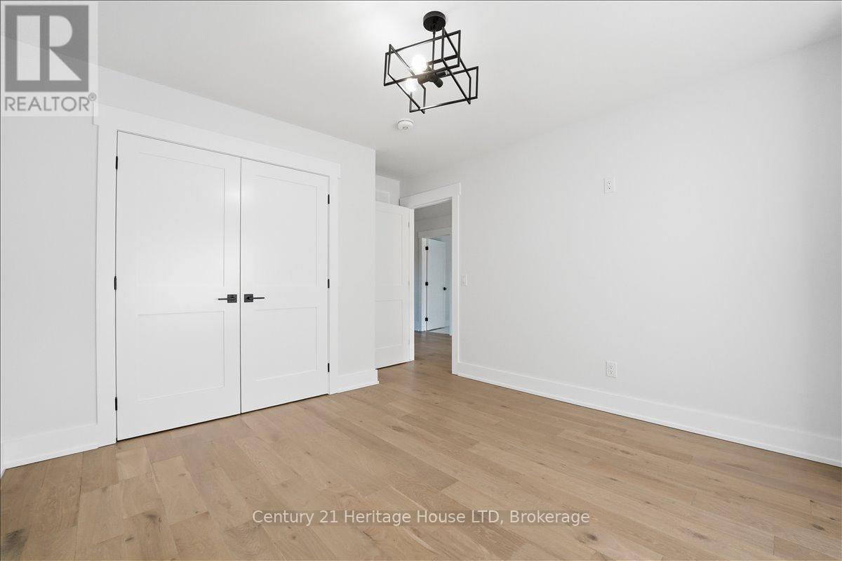 2476 COLANGELO DRIVE - 25