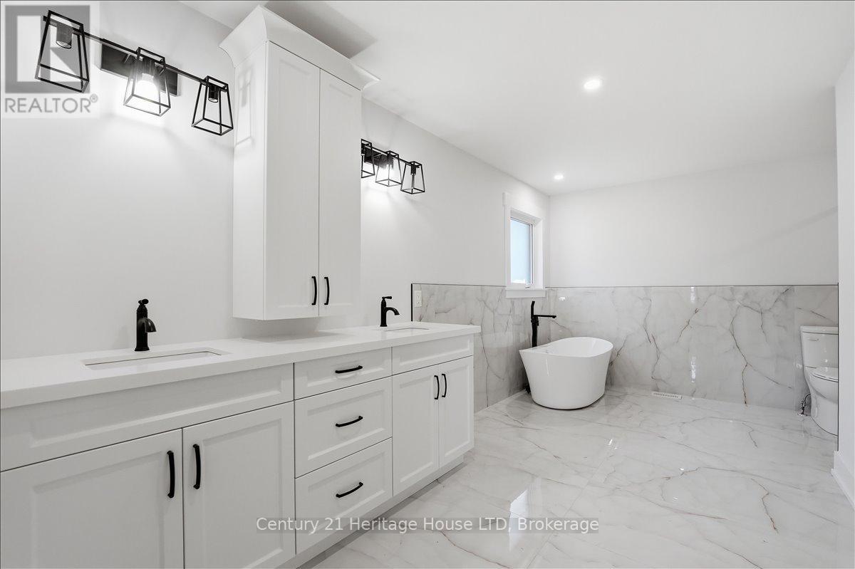 2476 COLANGELO DRIVE - 35