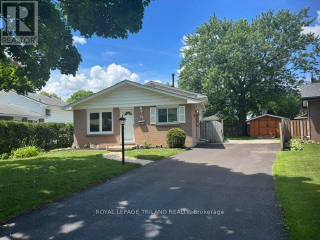 66 GARLAND CRESCENT - 1