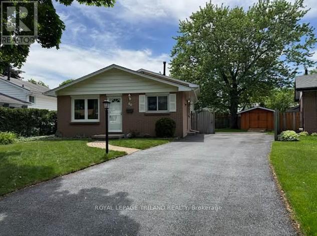 66 GARLAND CRESCENT - 2
