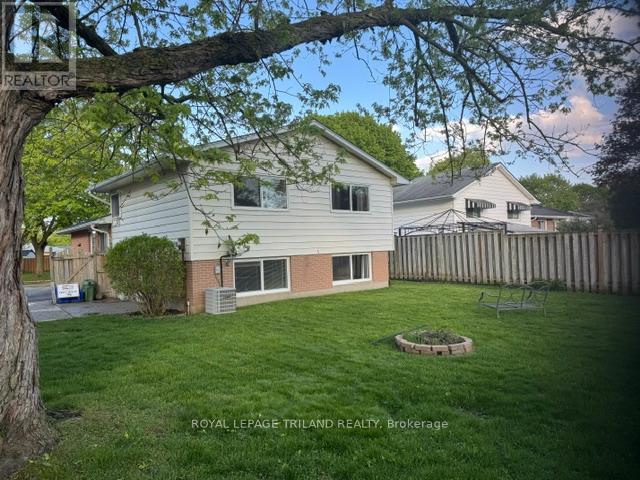 66 GARLAND CRESCENT - 30