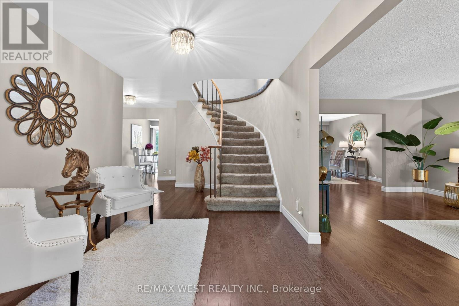 9 HARLINGTON ROAD - 7