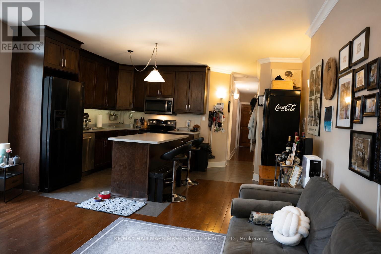 307 GREENWOOD AVENUE - 14