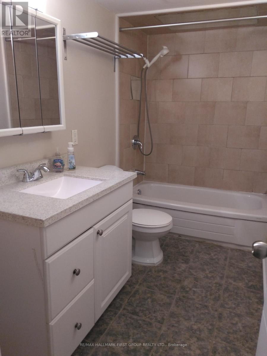 307 GREENWOOD AVENUE - 35