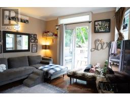 307 Greenwood Avenue, Toronto, ON M4L2R6 Photo 13