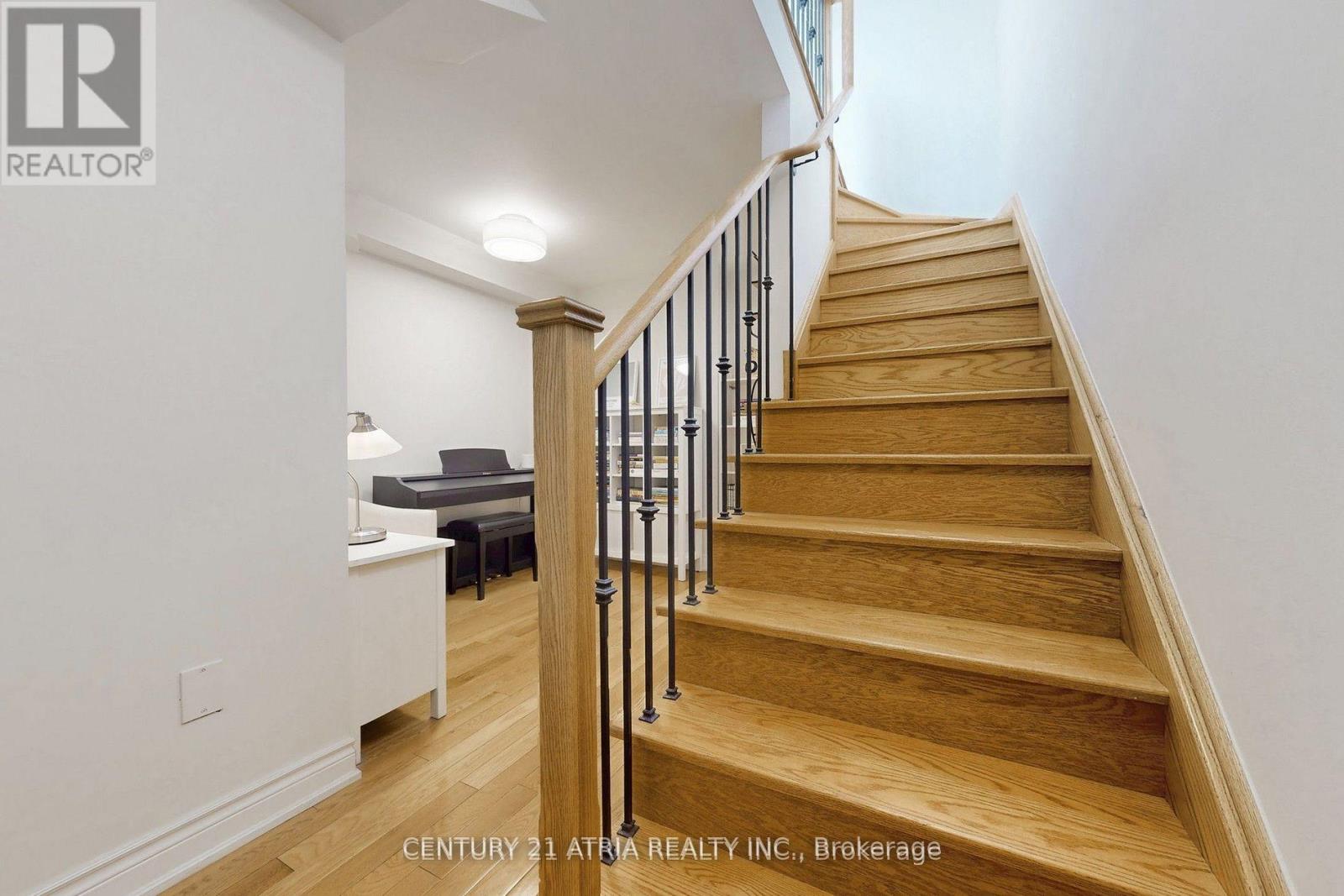 76 HARGRAVE LANE - 29