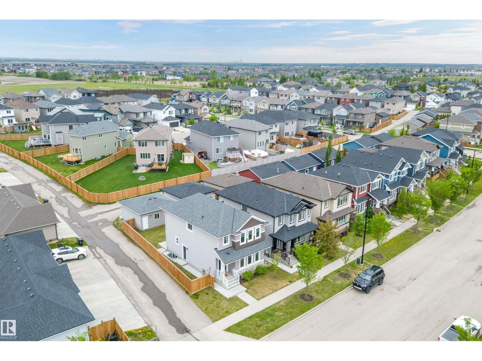 61 DILLINGHAM AV - 52
