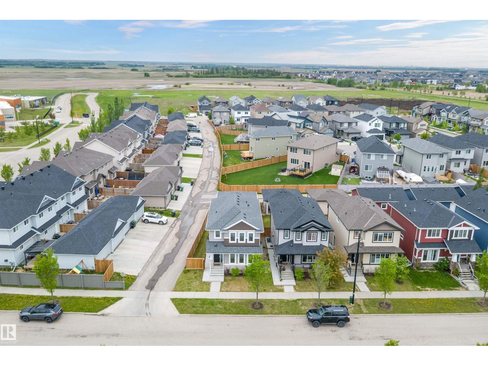 61 DILLINGHAM AV - 53