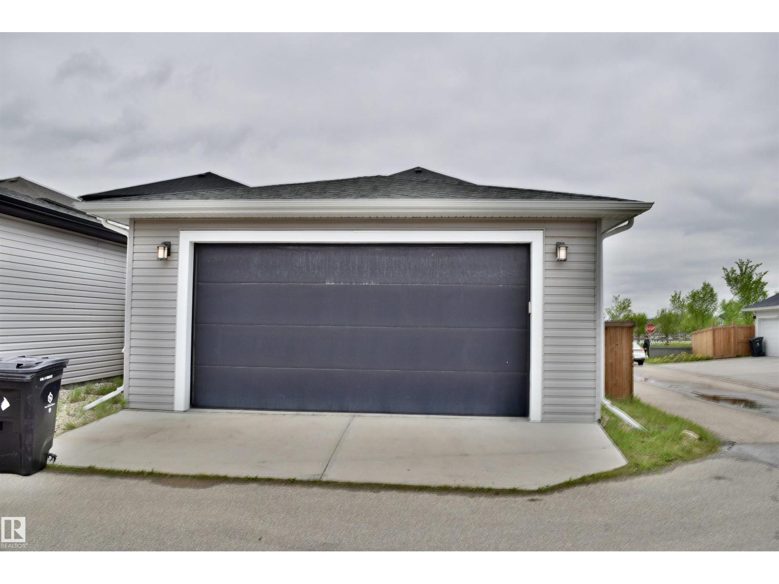 61 DILLINGHAM AV - 50