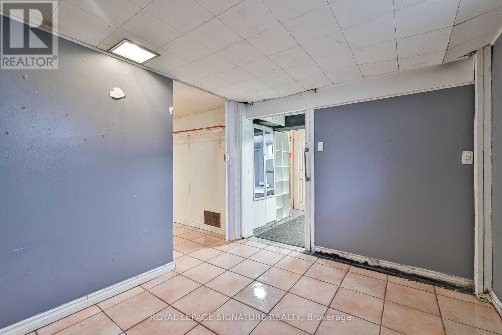 178 ANGELENE STREET - 33