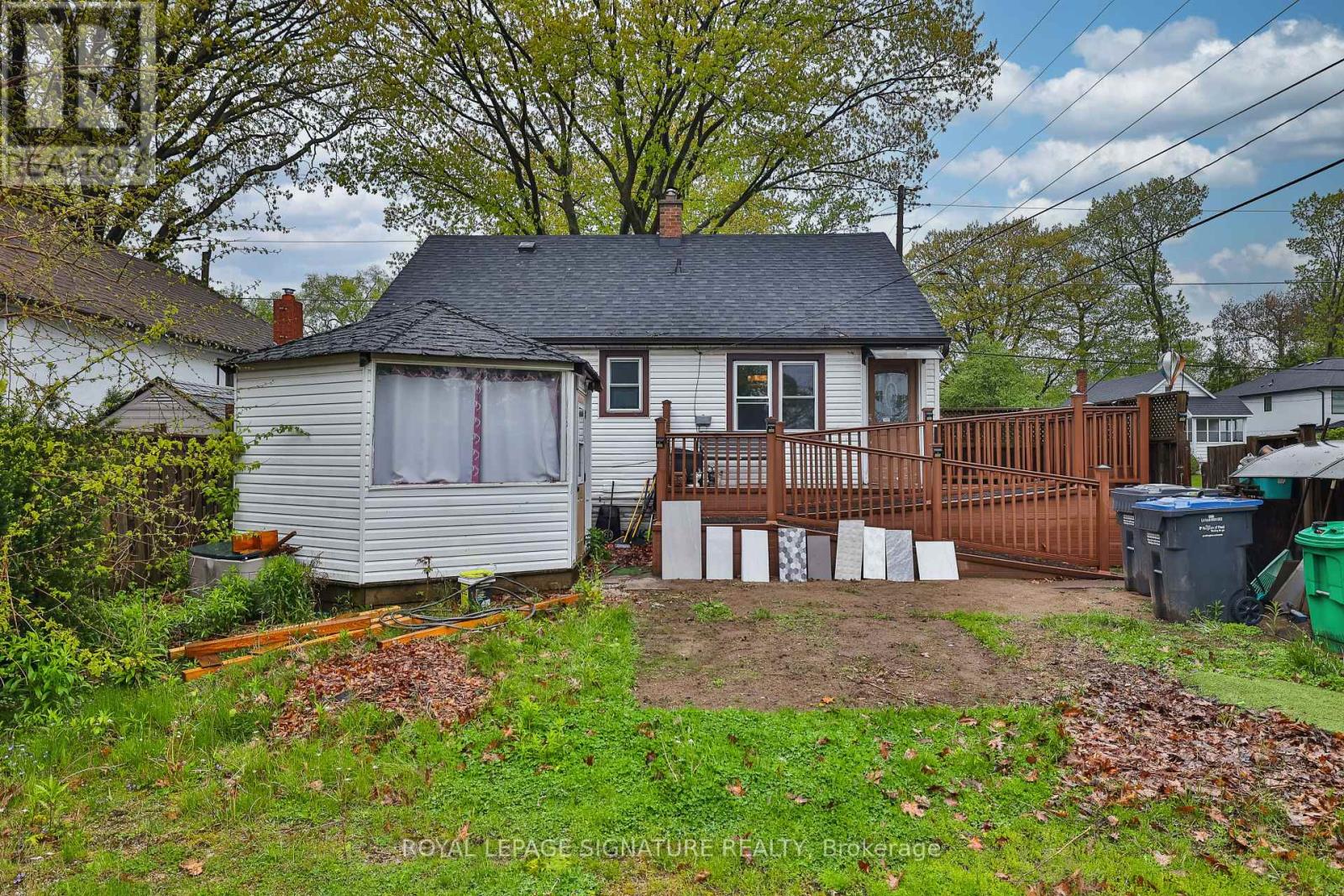 178 ANGELENE STREET - 40