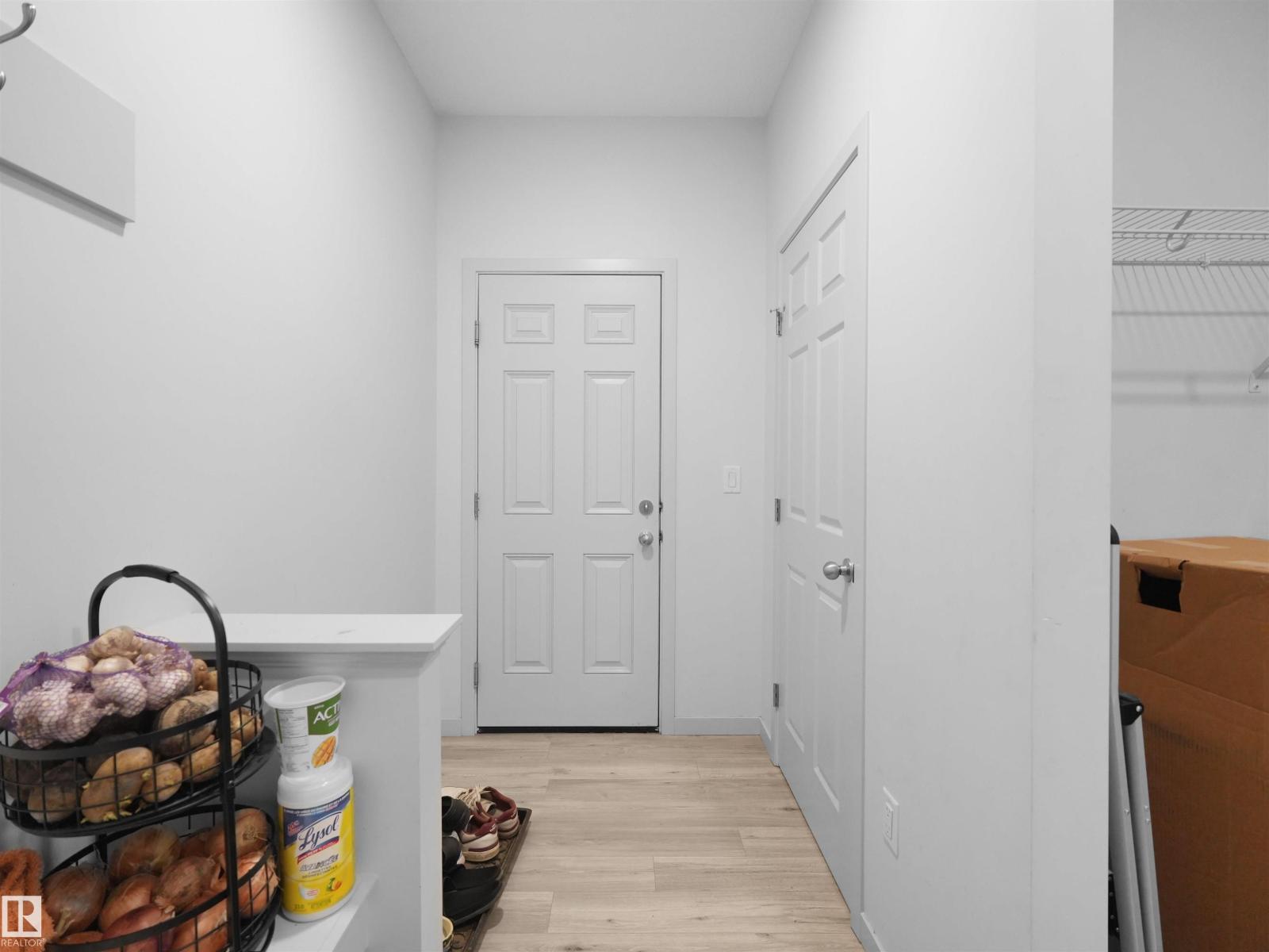 4615 175 AV NW - 20