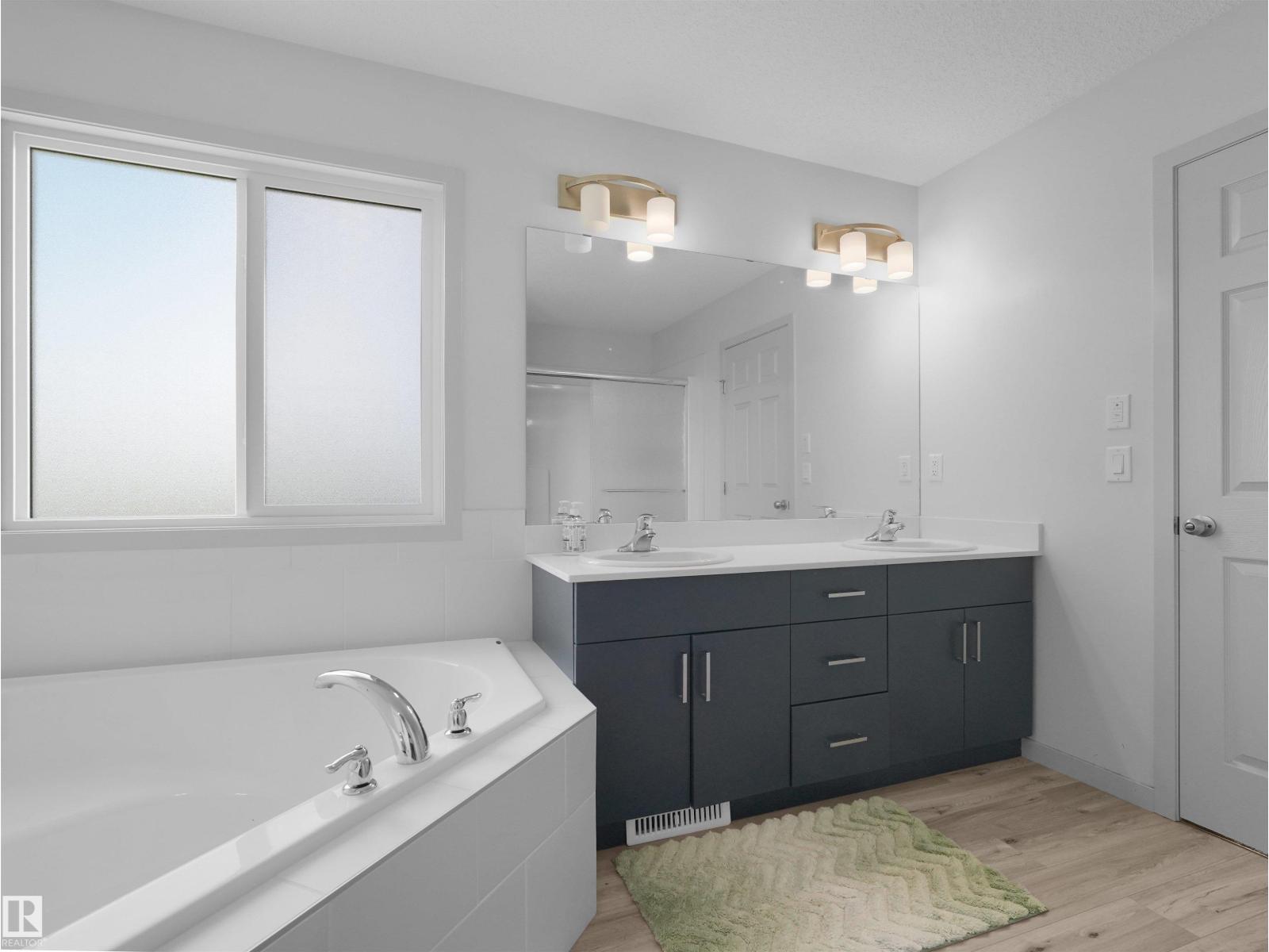 4615 175 AV NW - 51