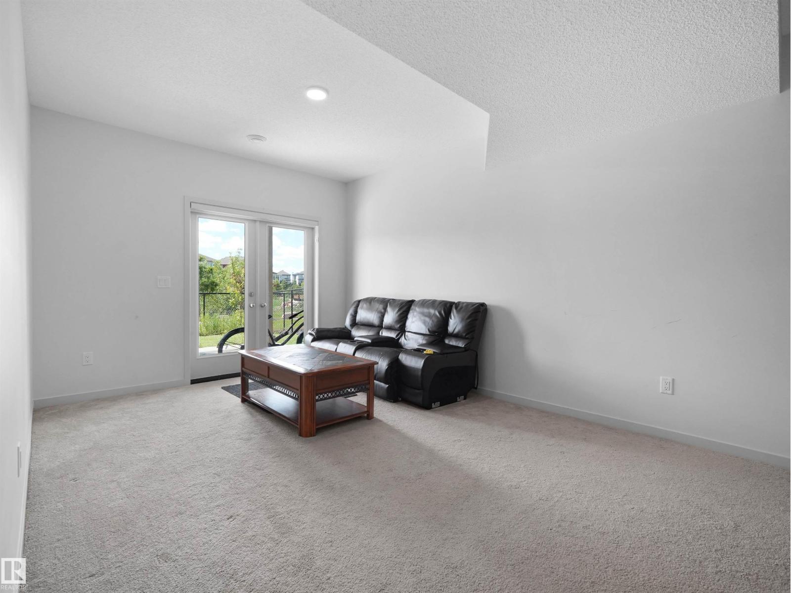 4615 175 AV NW - 58