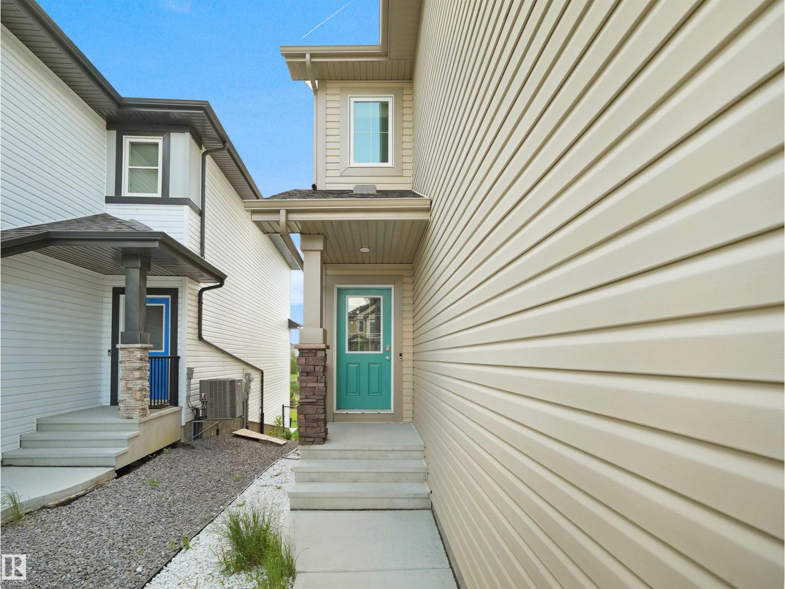 4615 175 AV NW - 9