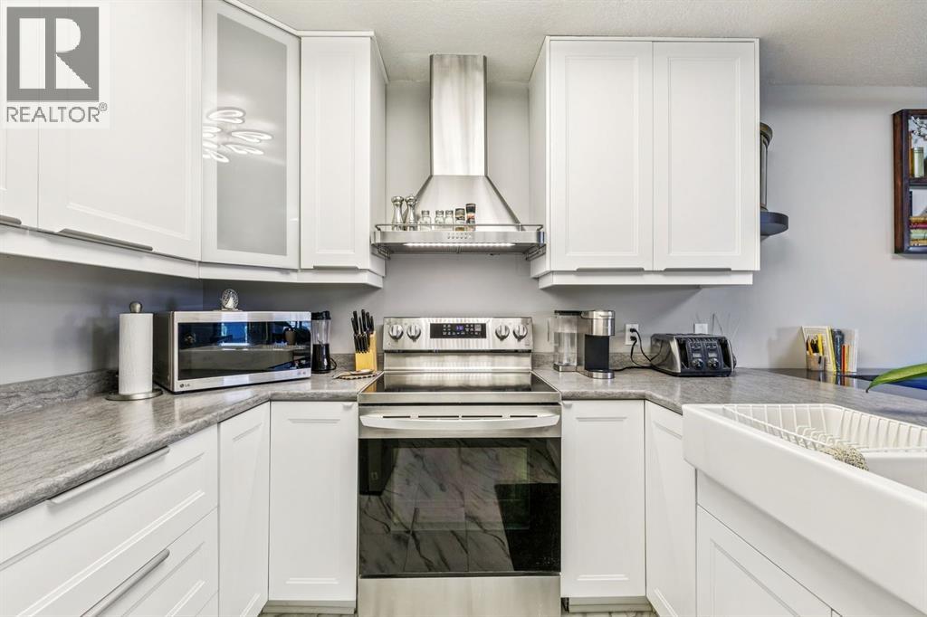 #415 305 1 Avenue NW - 10