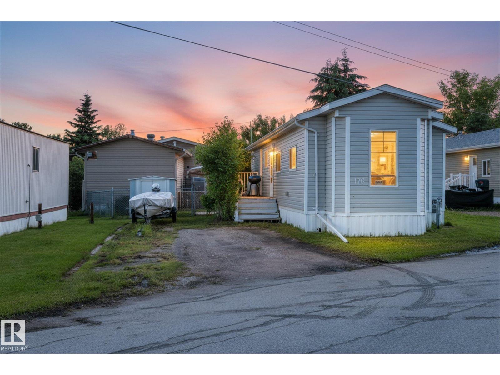 176 305 Calahoo Road - 1