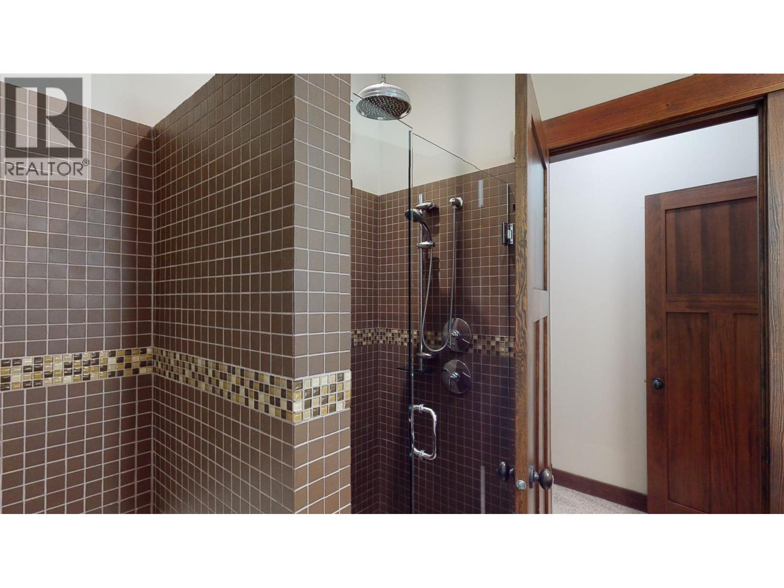901 2ND Avenue Unit# 103B, Fernie