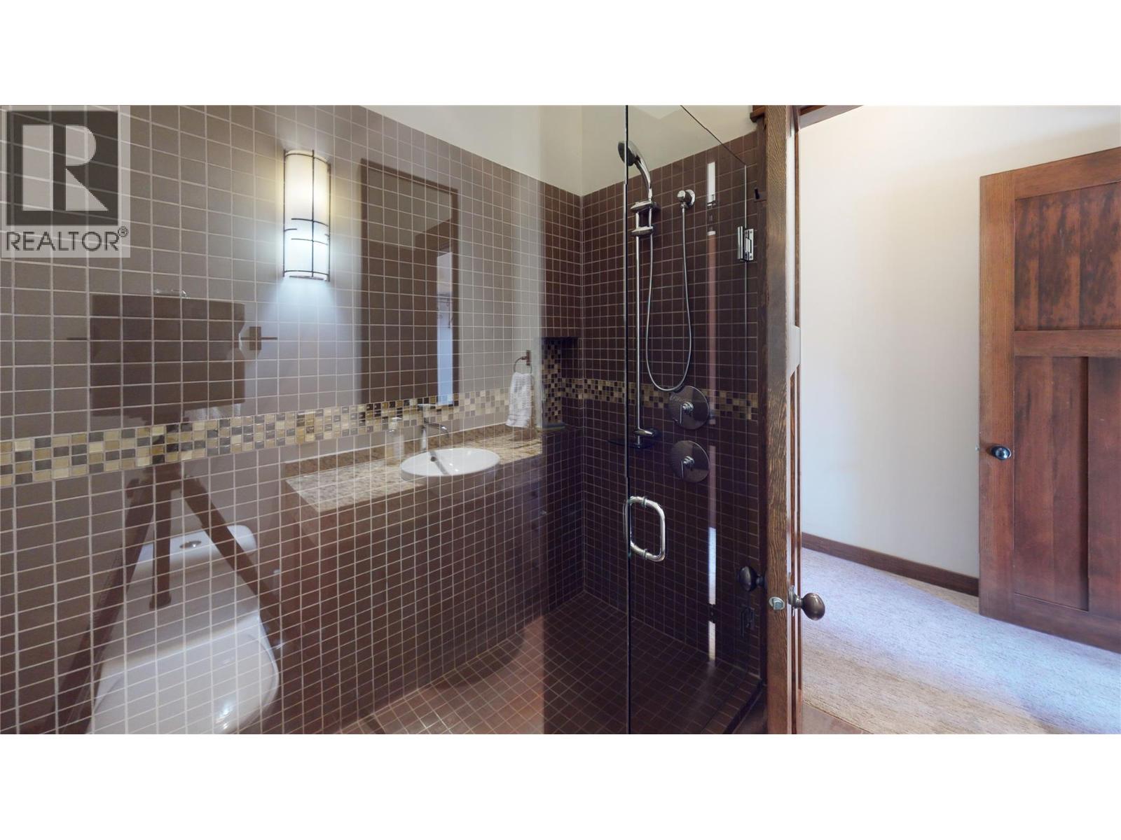 901 2ND Avenue Unit# 103B, Fernie