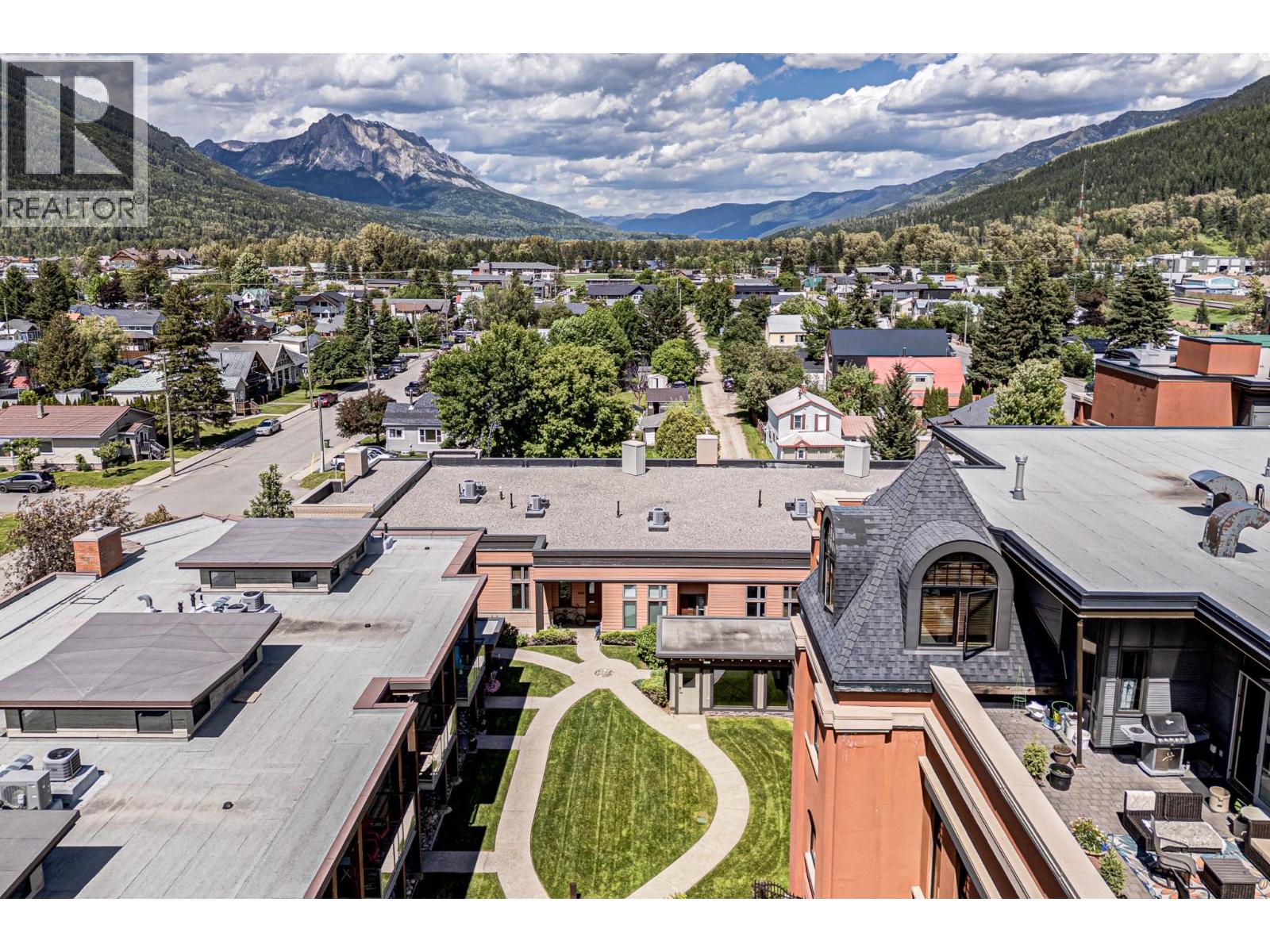 901 2ND Avenue Unit# 103B, Fernie