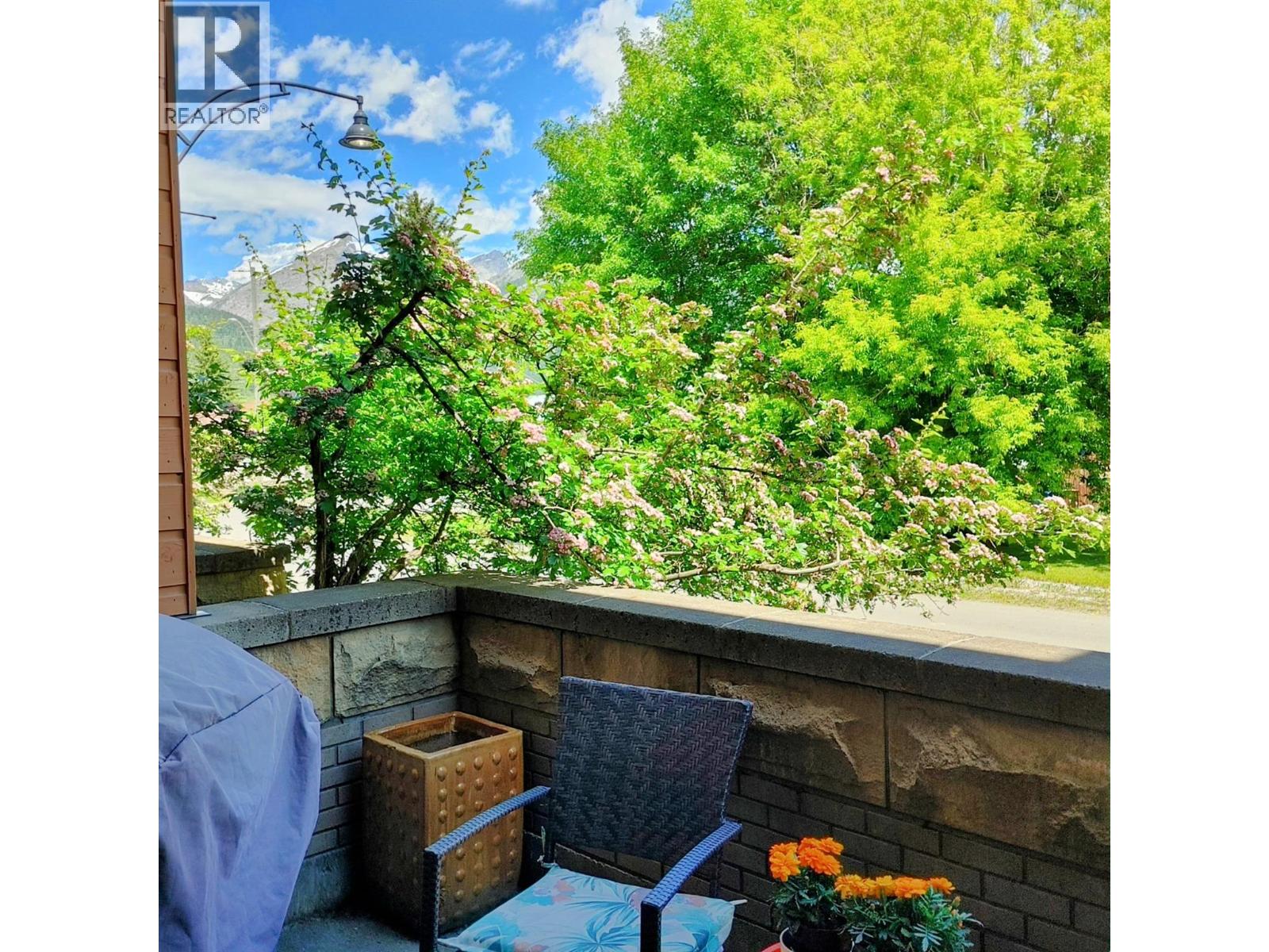 901 2ND Avenue Unit# 103B, Fernie