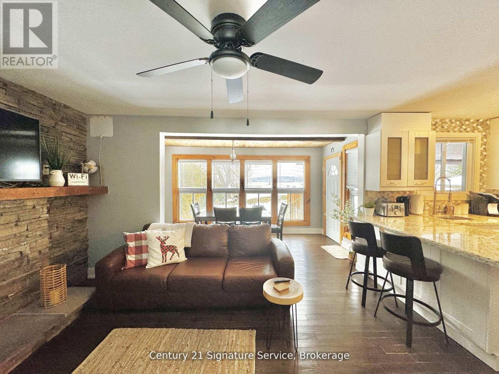 127 MASKINONGE ROAD - 12