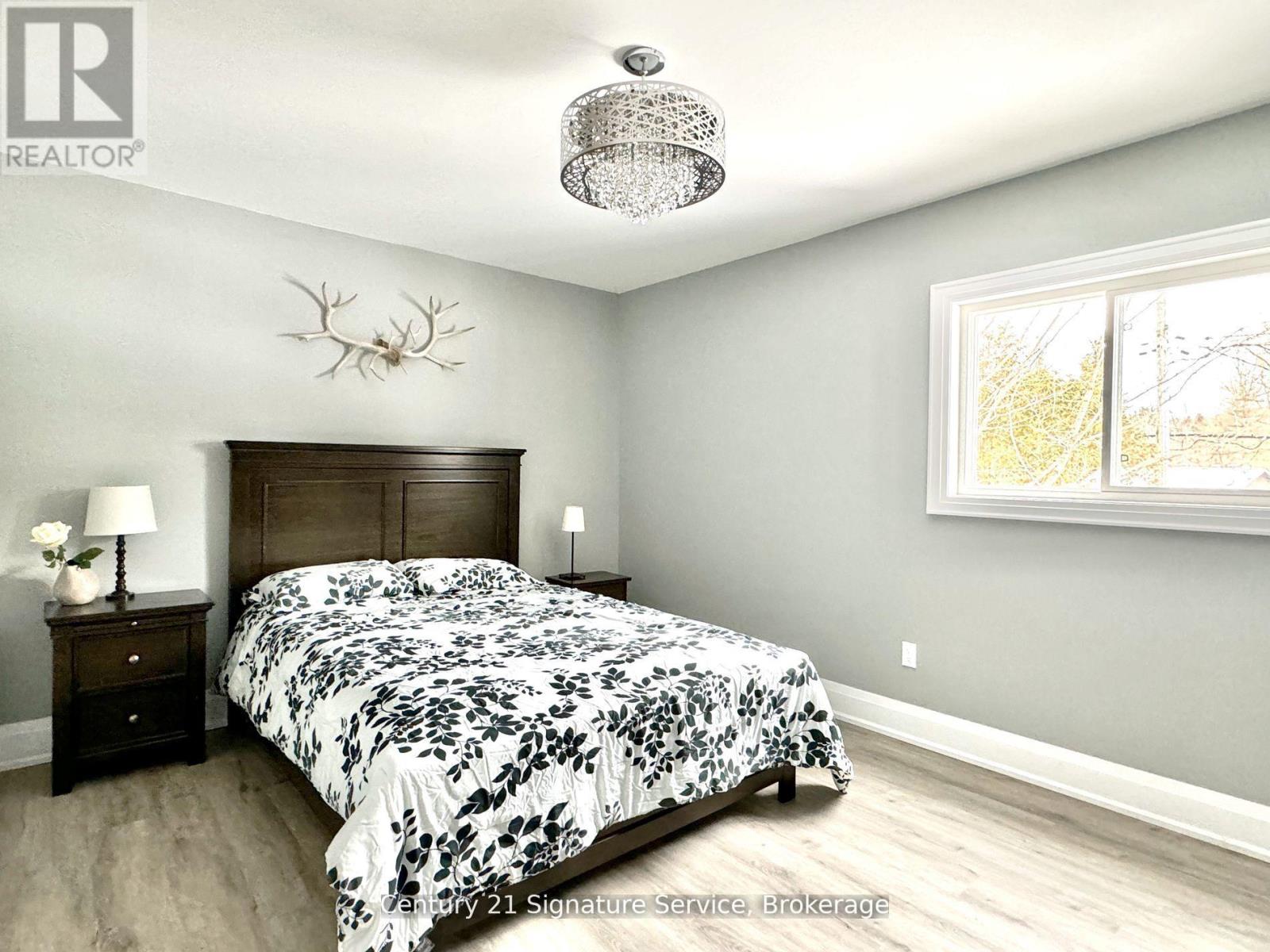 127 MASKINONGE ROAD - 36