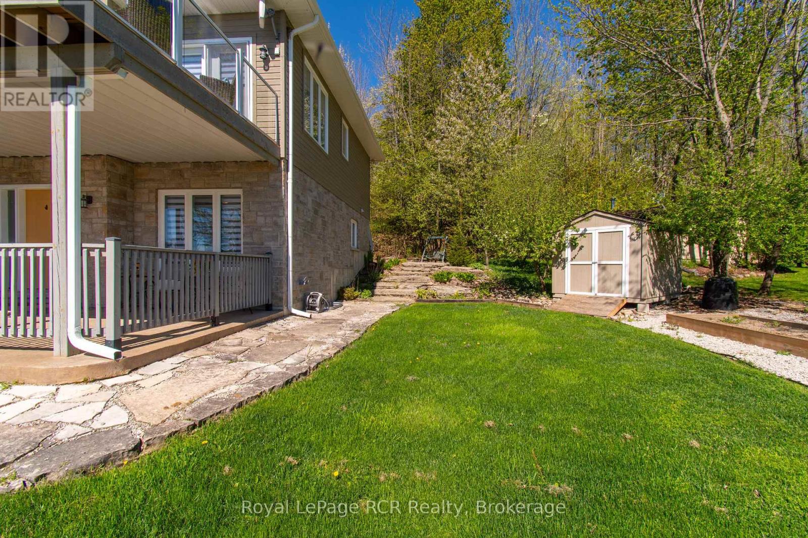154 MACINTOSH DRIVE - 39